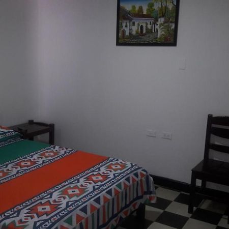 Hospedaje Santa Barbara Буга Экстерьер фото