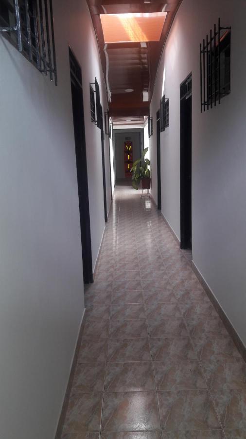 Hospedaje Santa Barbara Буга Экстерьер фото